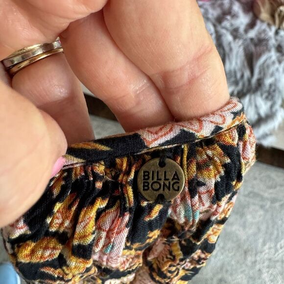 Black with white polkadot, My Michelle size medium blouse - Picture 6 of 6